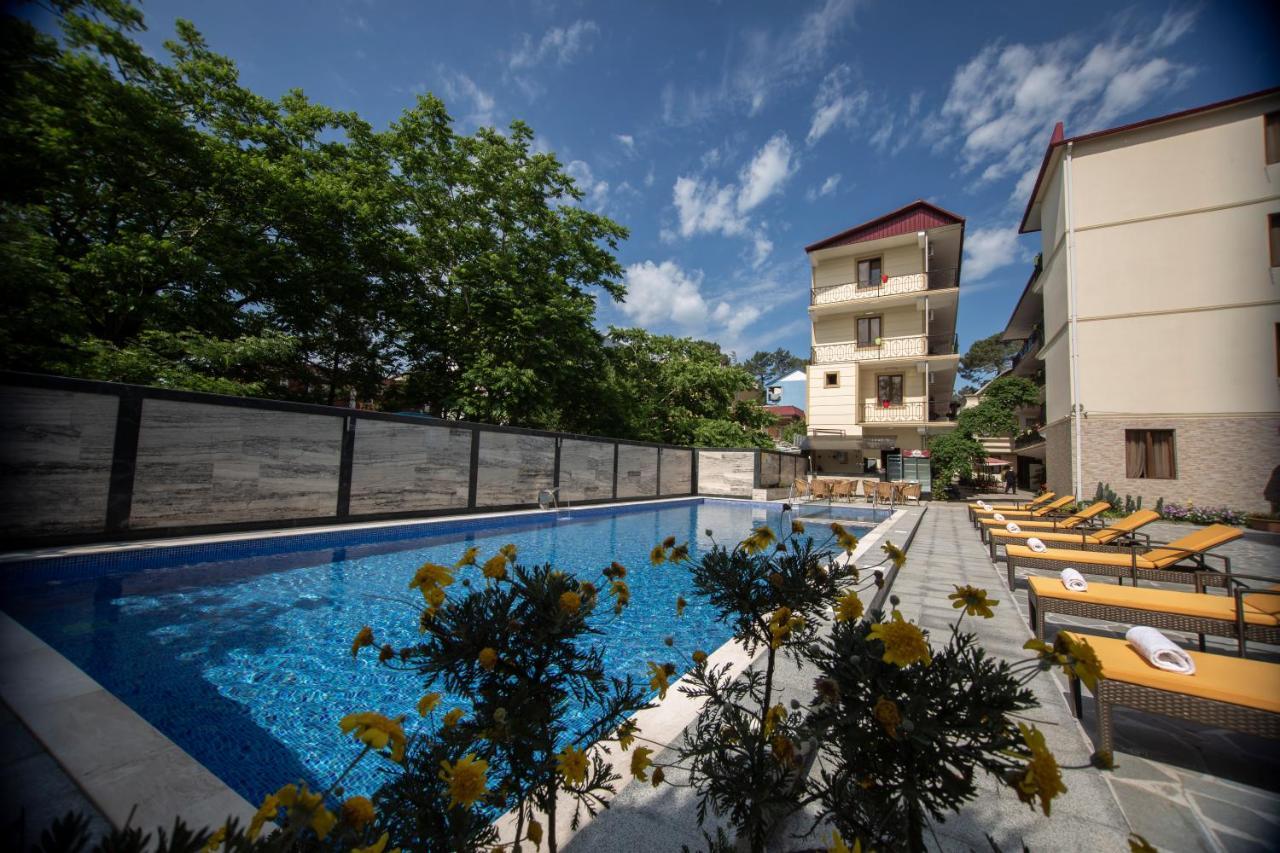 Hotel Chveni Ezo Kobuleti Esterno foto
