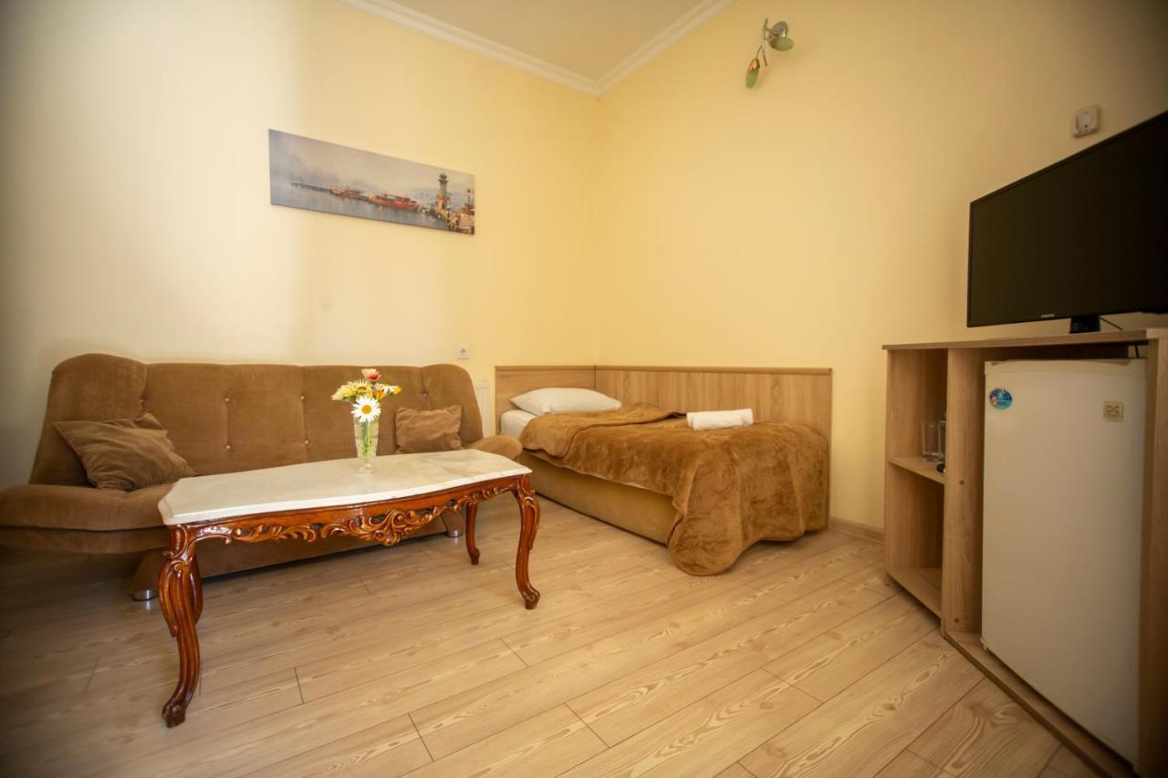 Hotel Chveni Ezo Kobuleti Esterno foto