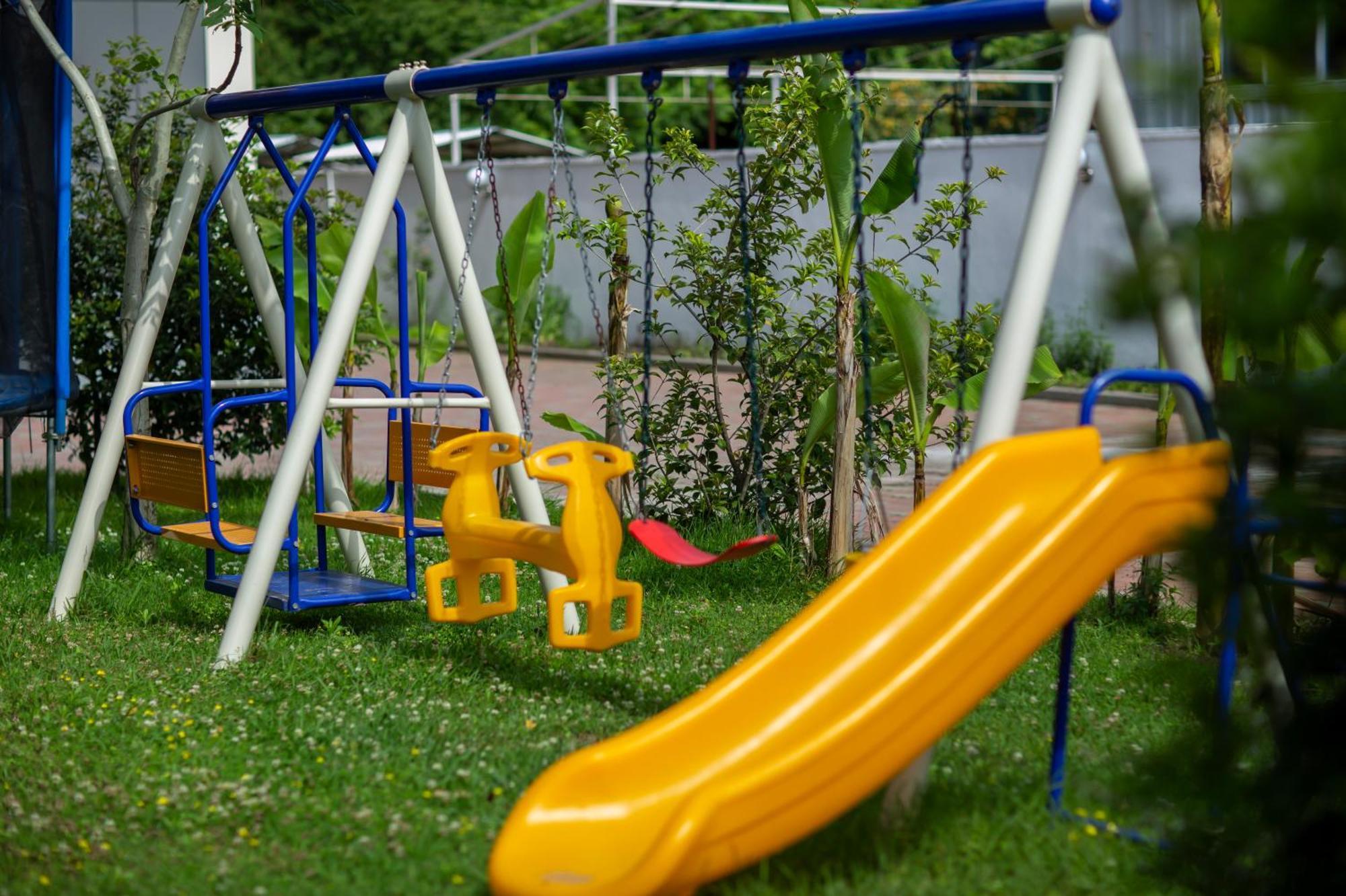Hotel Chveni Ezo Kobuleti Esterno foto