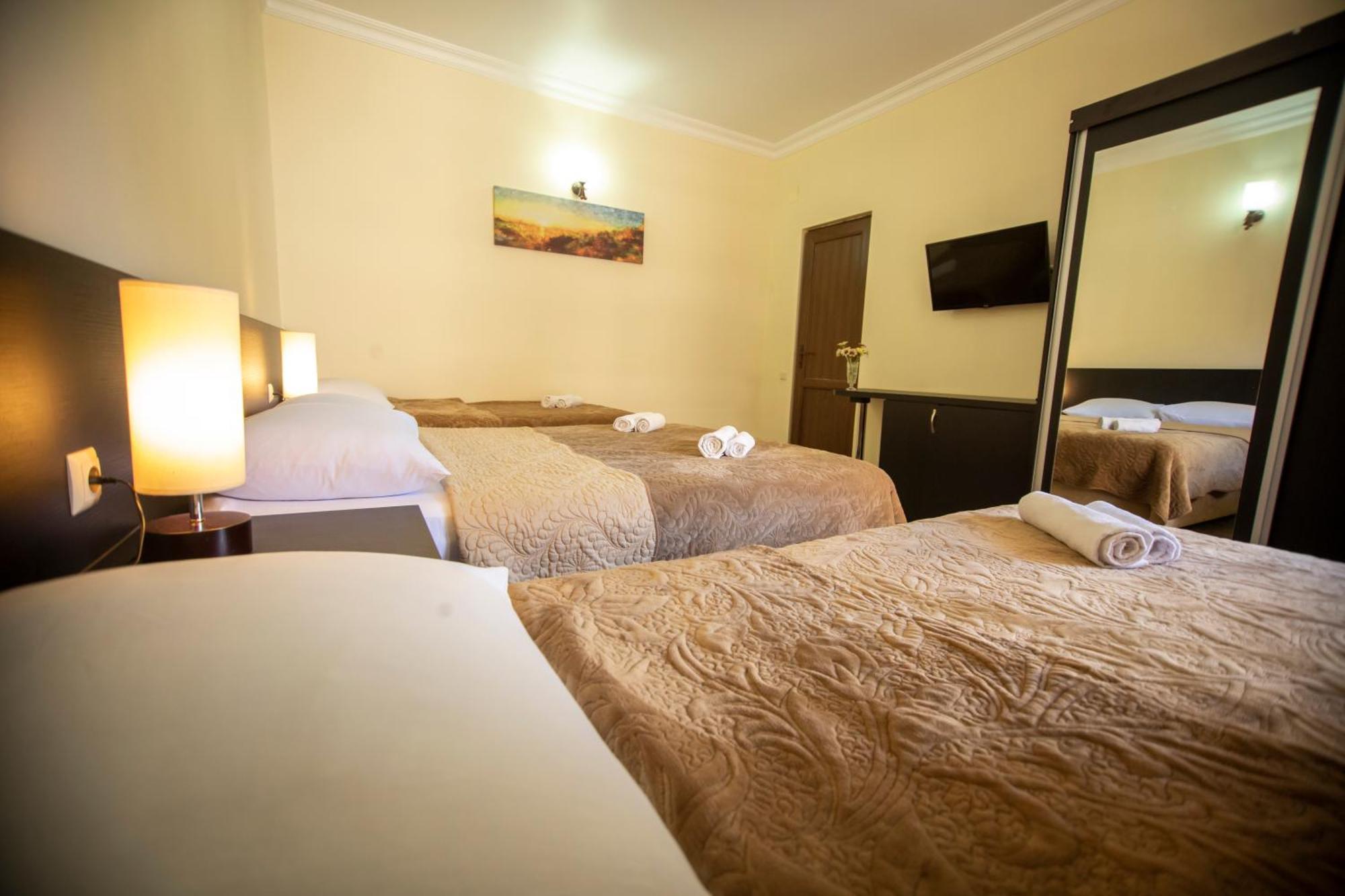 Hotel Chveni Ezo Kobuleti Esterno foto